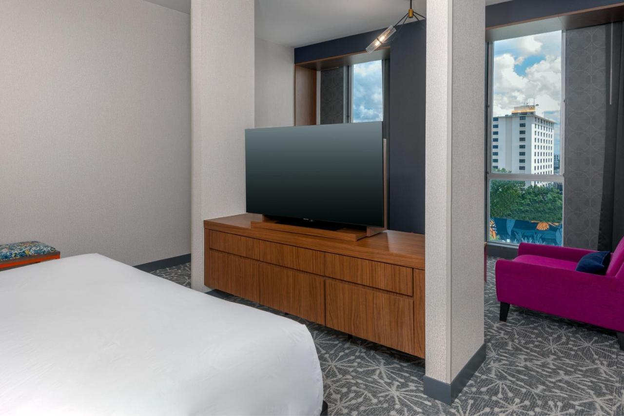 Aloft Orlando Downtown Hotel Exterior photo