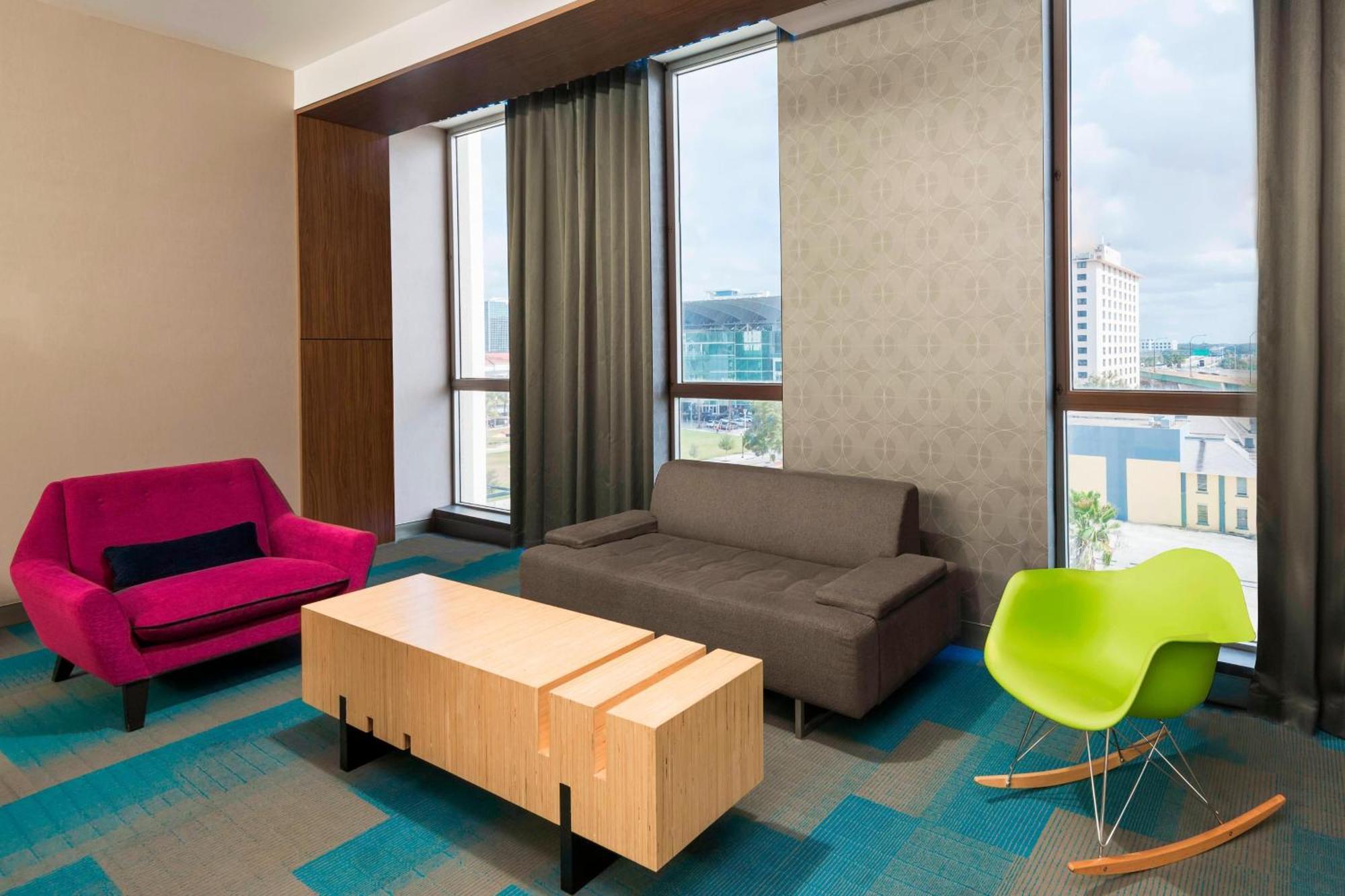 Aloft Orlando Downtown Hotel Exterior photo