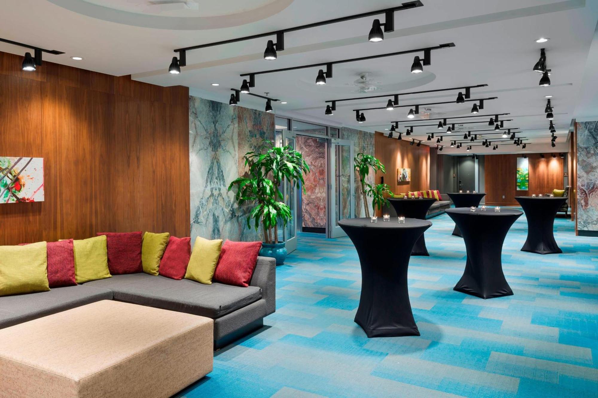 Aloft Orlando Downtown Hotel Exterior photo